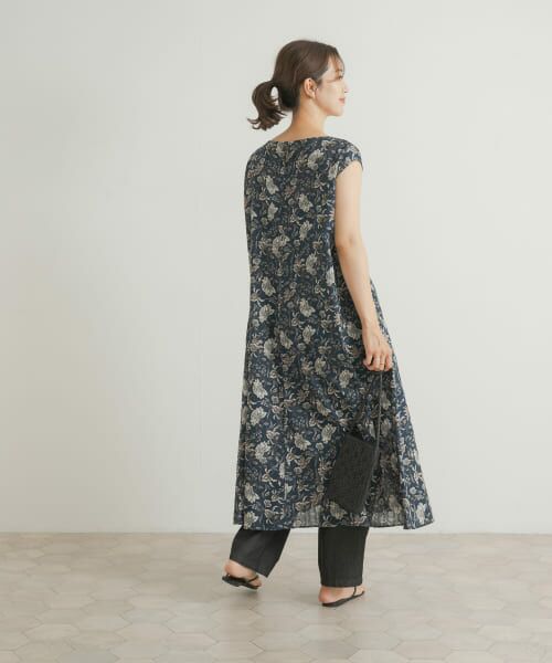 ◼️URBAN RESEARCH◼️ワンピース◼️新品 セール】 オリエンタルプリントワンピース （ワンピース