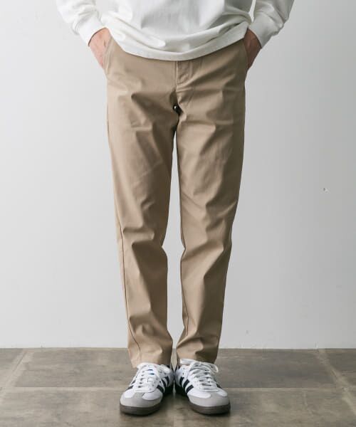 ＊＊URBAN RESEARCH DOORS / アーバンリサーチ ドアーズ その他パンツ | NEW BALANCE　ツイルテーパードトラウザー(ショート)（SOT）