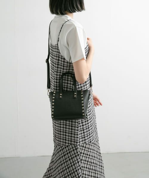 ＊＊URBAN RESEARCH DOORS / アーバンリサーチ ドアーズ ショルダーバッグ | AULENTTI　2way スタッズショルダーバッグ（BLACK）