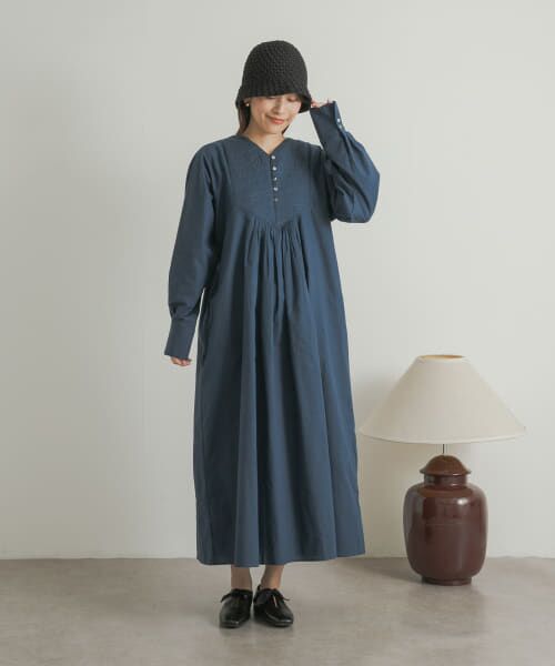 【新品未使用】アーバンリサーチドアーズ　洗えるキルティングベスト2024ss セール】 キルティングタックワンピース （ワンピース