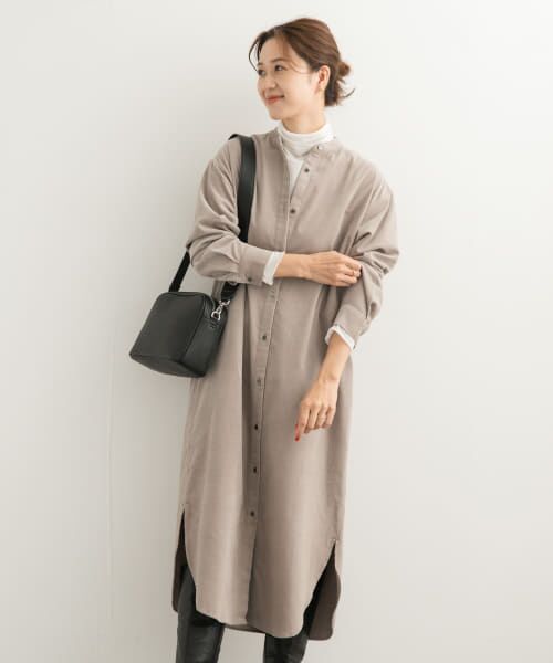 ＊＊URBAN RESEARCH DOORS / アーバンリサーチ ドアーズ ワンピース | 『UR TECH』コーデュロイシャツワンピース（GREIGE）
