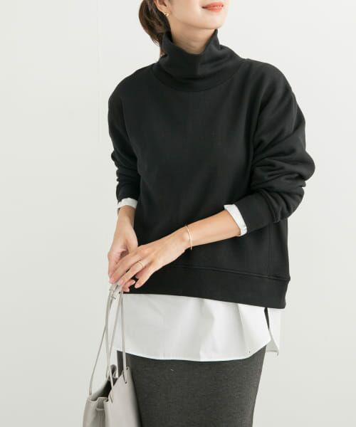 新品タグ付き　ハイツイストコットンタートルカットソー　アーバンリサーチドアーズ 新品タグ付き ハイツイストコットンタートルカットソー アーバン