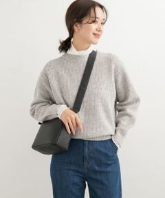 モンゴリアンウールクルーネックニット