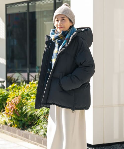 アーバンリサーチ　グリーンダウンミドルジャケット　アイボリー　М URBAN RESEARCH DOORS ダウンコート ダウンジャケット グリーン