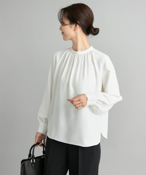 ＊＊URBAN RESEARCH DOORS / アーバンリサーチ ドアーズ シャツ・ブラウス | フロントギャザーブラウス（OFF WHITE）