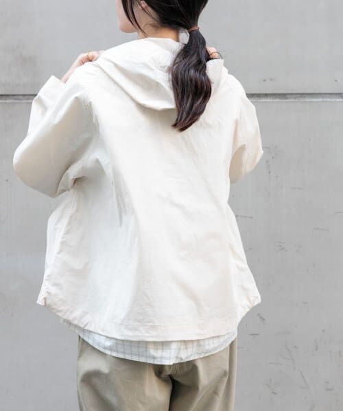 美品★ITEMS URBAN RESEARCH フード付きホワイトダウン 美品☆ITEMS URBAN RESEARCH フード付きホワイトダウン