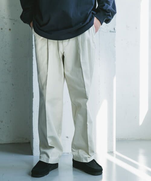 ＊＊URBAN RESEARCH DOORS / アーバンリサーチ ドアーズ その他パンツ | ワンタック ウェポンパンツ（OFF）