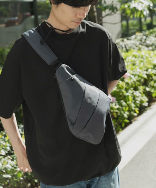 Bristol サブバック セール】 『別注』SML×DOORS ボディバッグ （ショルダーバッグ