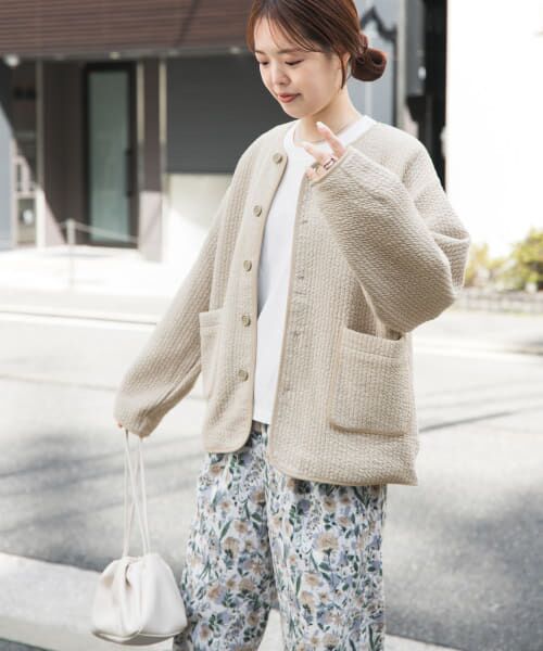 Jane D'Arcente ホワイト ノーカラージャケット 38 Jane D'Arcente ホワイト ノーカラージャケット 38