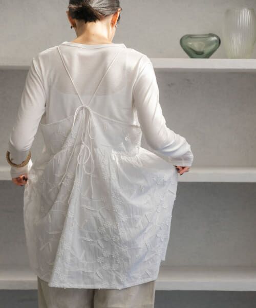 ＊＊URBAN RESEARCH DOORS / アーバンリサーチ ドアーズ キャミソール・チューブトップ | 立体刺繍キャミソールブラウス（OFF）