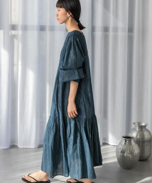 DAMA Collection ラメ使いワンピース セール】 ラメストライプワンピース (ワンピース)|**URBAN