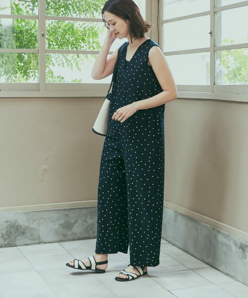 【価格変更済】ista-ire リネンヘリンボーンサロペット ナチュラン 価格変更済】ista-ire リネンヘリンボーンサロペット ナチュラン