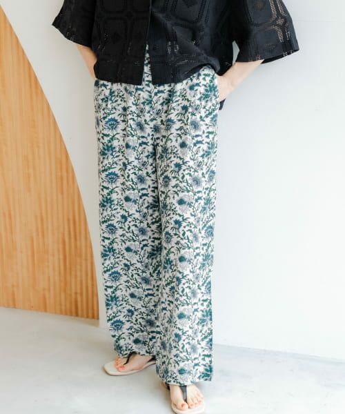 ＊＊URBAN RESEARCH DOORS / アーバンリサーチ ドアーズ その他パンツ | アソート柄イージーパンツ（BLUE）