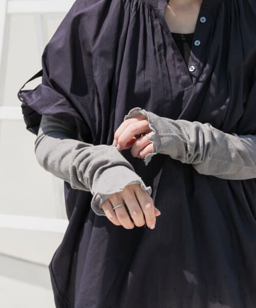 ＊＊URBAN RESEARCH DOORS / アーバンリサーチ ドアーズ 手袋 | アームカバー（CHARCOAL）