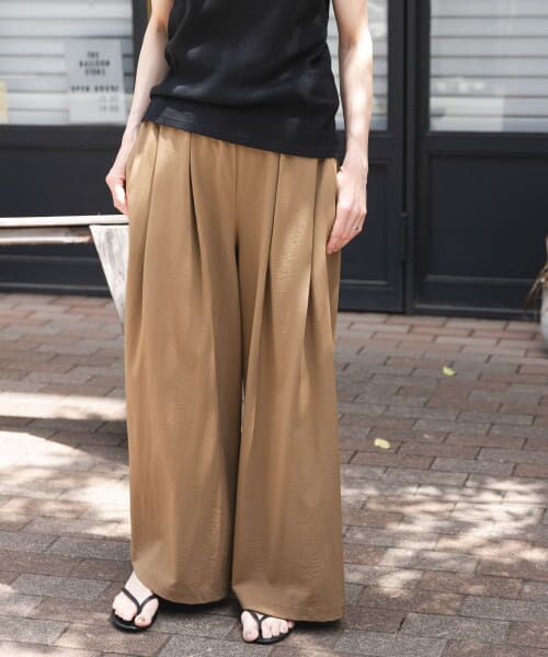 ＊＊URBAN RESEARCH DOORS / アーバンリサーチ ドアーズ その他パンツ | FORK&SPOON　ツータックワイドイージーパンツ（BEIGE）