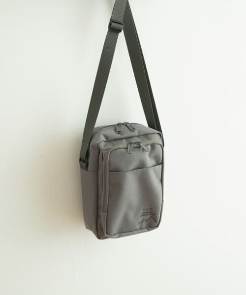 セール】 URD 撥水VERTICAL SHOULDER （ショルダーバッグ）｜＊＊URBAN