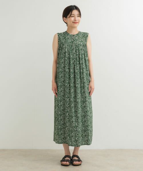 apolina 花柄ノースリーブワンピース 5〜7y 5-7y Apolina 花柄ノースリーブワンピース