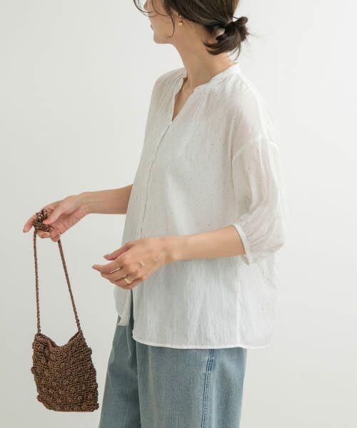 ＊＊URBAN RESEARCH DOORS / アーバンリサーチ ドアーズ シャツ・ブラウス | グリッタードットギャザーブラウス（OFF WHITE）