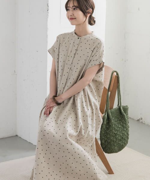 ＊＊URBAN RESEARCH DOORS / アーバンリサーチ ドアーズ ワンピース | リネンレーヨンドットフレアワンピース（NATURAL）