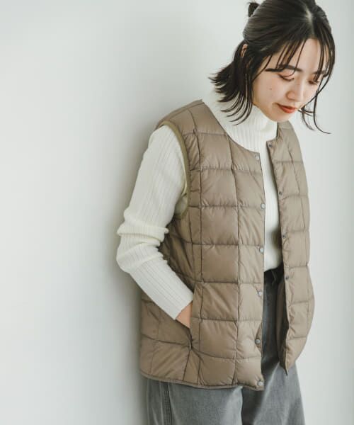 TAION　CREW-NECK BUTTON DOWN VEST