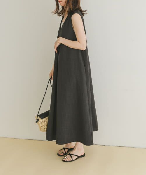 Plantation タグ付未使用✨2022SS アーバンツイルワンピース セール】 リネンライクテントラインワンピース （ワンピース
