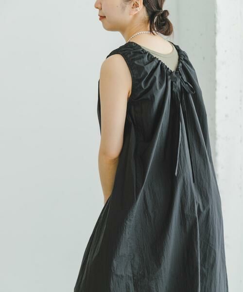 URBAN RESEARCH ITEMS / アーバンリサーチ アイテムズ ワンピース | ペーパータッチギャザーワンピース | 詳細18