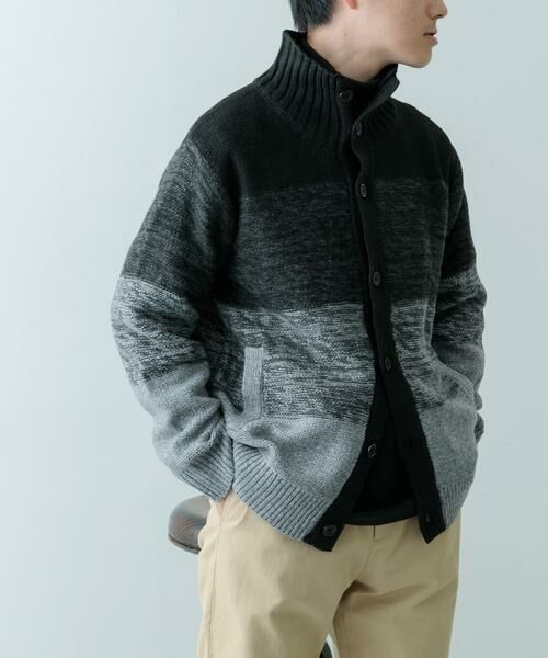 URBAN RESEARCH ITEMS / アーバンリサーチ アイテムズ カーディガン・ボレロ | ハイネック グラデーション ボタンニットカーディガン | 詳細2