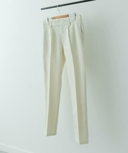 URBAN RESEARCH ITEMS/アーバンリサーチ アイテムズ 1-tuck テーパード デニムスラックス ホワイト M URBAN RESEARCH ITEMS/アーバンリサーチ アイテムズ 1-tuck テーパード デニムスラックス ホワイト M