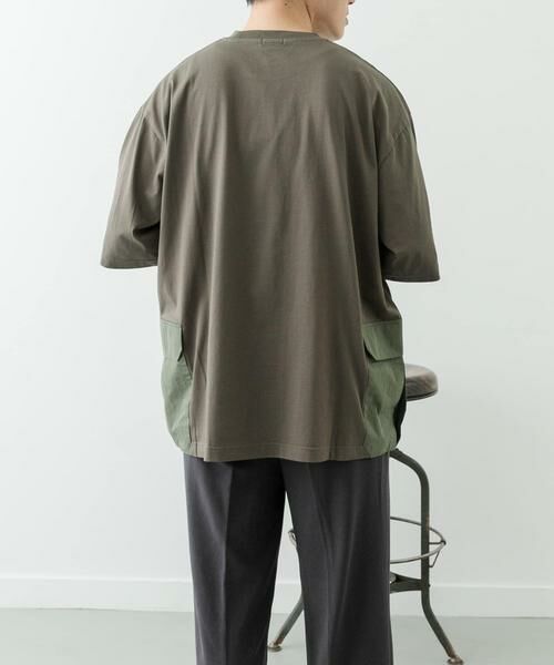 URBAN RESEARCH ITEMS / アーバンリサーチ アイテムズ Tシャツ | サイドポケットキリカエクルーネックTシャツ | 詳細11