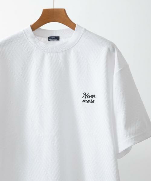 URBAN RESEARCH ITEMS / アーバンリサーチ アイテムズ Tシャツ | ワンポイント刺繍ヘリンボンジャカードTシャツ(ホワイト)
