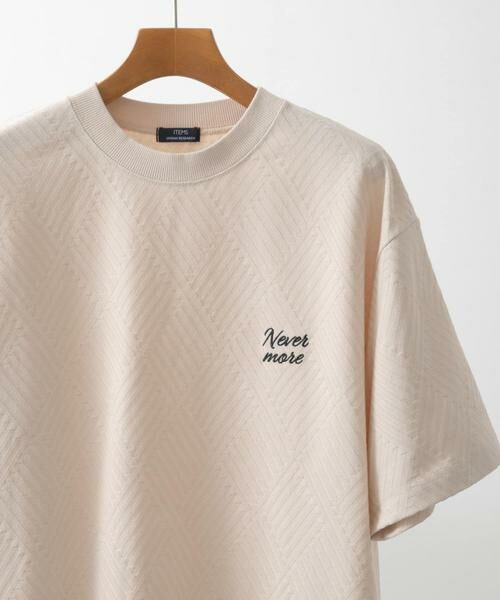 URBAN RESEARCH ITEMS / アーバンリサーチ アイテムズ Tシャツ | ワンポイント刺繍ヘリンボンジャカードTシャツ(ベージュ)