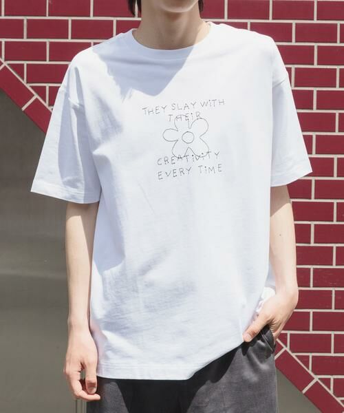 URBAN RESEARCH ITEMS / アーバンリサーチ アイテムズ Tシャツ | レタード刺繍Tシャツ creativity(ホワイト)