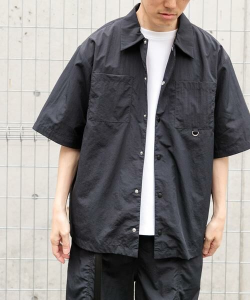 URBAN RESEARCH ITEMS/アーバンリサーチ アイテムズ 『撥水/イージーケア/接触冷感/UVカット』タスランナイロンスナップボタン半袖シャツ ブラック L URBAN RESEARCH ITEMS/アーバンリサーチ アイテムズ 『撥水/イージーケア/接触冷感/UVカット』タスランナイロンスナップボタン半袖シャツ ブラック L