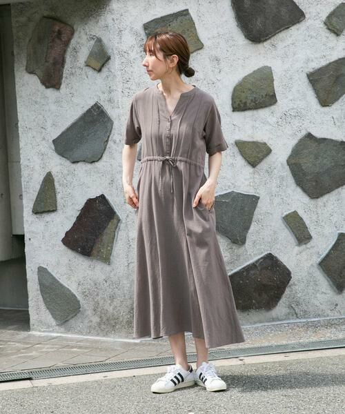 URBAN RESEARCH ITEMS / アーバンリサーチ アイテムズ ワンピース | ドライコットンタックワンピース(モカ)