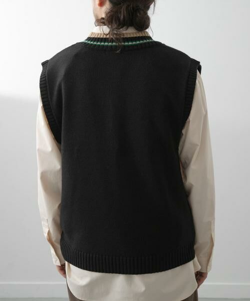 URBAN RESEARCH ITEMS / アーバンリサーチ アイテムズ ベスト | ウール混チルデンVネックニットベスト | 詳細11