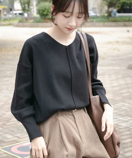 URBAN RESEARCH ITEMS / アーバンリサーチ アイテムズ ニット・セーター | 『洗濯可』アウトリンキングVネックニット(ブラック)