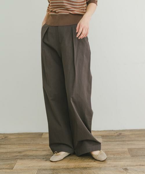 URBAN RESEARCH ITEMS / アーバンリサーチ アイテムズ その他パンツ | コットンタックワイドパンツ(チャコールグレー)