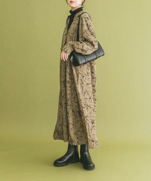 URBAN RESEARCH ITEMS / アーバンリサーチ アイテムズ ワンピース | フラワープリントワンピース（ブラウン）