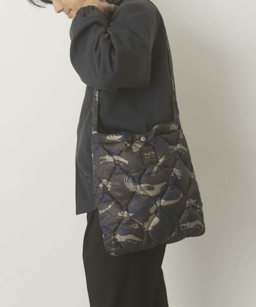 URBAN RESEARCH ITEMS / アーバンリサーチ アイテムズ ショルダーバッグ | TAION　Cross Body Down Bag -M | 詳細21