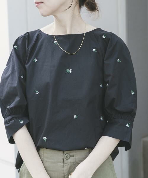 URBAN RESEARCH ITEMS / アーバンリサーチ アイテムズ シャツ・ブラウス | タックスリーブ刺シュウブラウス | 詳細1