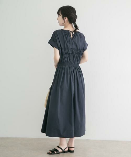 URBAN RESEARCH ITEMS / アーバンリサーチ アイテムズ ワンピース | 『洗濯可』ランダムシャーリングワンピース | 詳細3