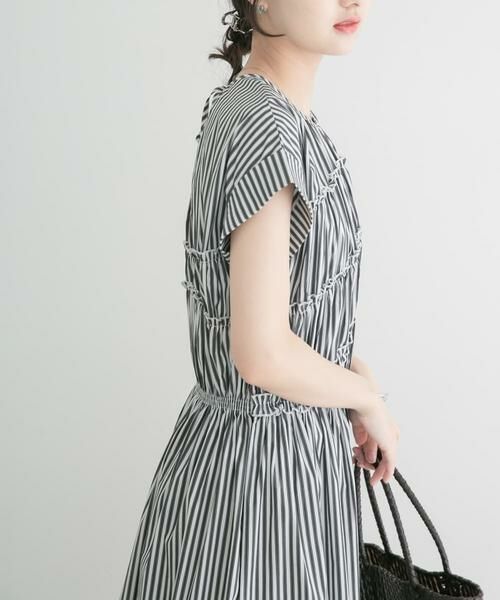 URBAN RESEARCH ITEMS / アーバンリサーチ アイテムズ ワンピース | 『洗濯可』ランダムシャーリングワンピース | 詳細19