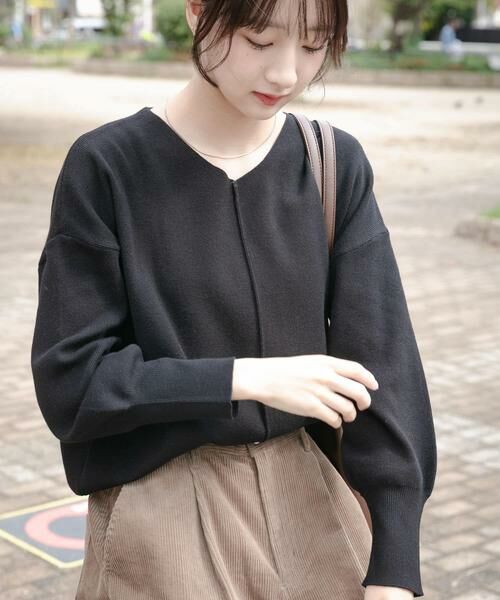 URBAN RESEARCH ITEMS / アーバンリサーチ アイテムズ ニット・セーター | 『洗濯可』アウトリンキングVネックニット(ブラック)