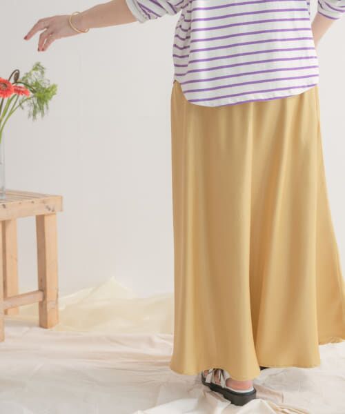セール】 サテンフレアスカート （スカート）｜＊＊URBAN RESEARCH