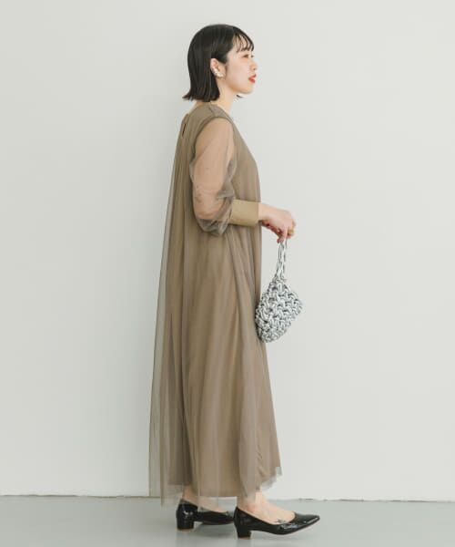 ITEMS URBANRESEARCHチュールレイヤードロングスリーブワンピース ITEMS URBANRESEARCH（アイテムズ アーバンリサーチ）の