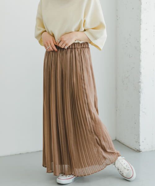 ＊＊URBAN RESEARCH ITEMS / アーバンリサーチ アイテムズ スカート | シアーシャイニープリーツスカート（BRN）
