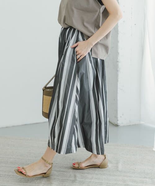 ＊＊URBAN RESEARCH ITEMS / アーバンリサーチ アイテムズ スカート | ストライプボリュームスカート（OFF×CHA）