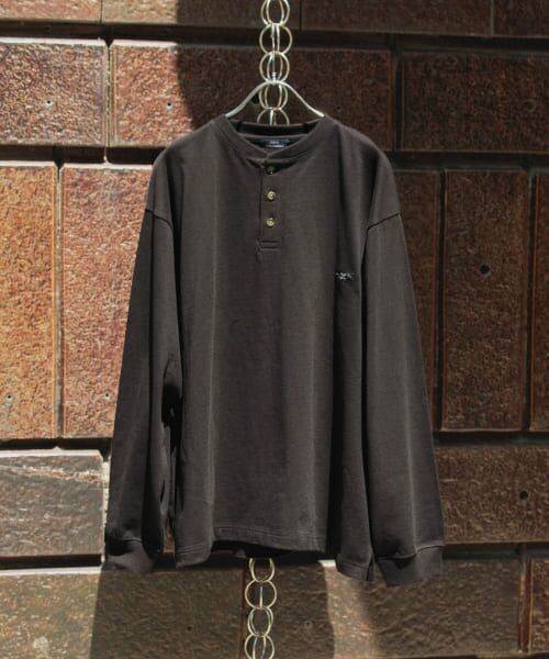 ＊＊URBAN RESEARCH ITEMS / アーバンリサーチ アイテムズ Tシャツ | 天竺 ワンポイント ヘンリーロングスリーブTシャツ（BLK）