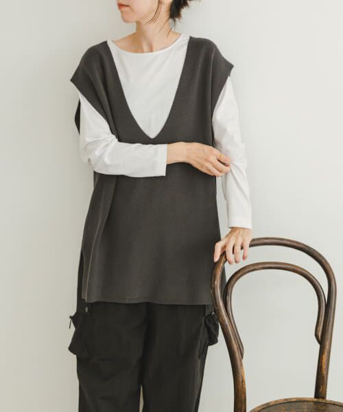 ＊＊URBAN RESEARCH ITEMS / アーバンリサーチ アイテムズ Tシャツ | ロングTシャツ×ニットベストセット（CHA）