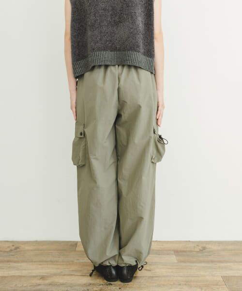 Y8594*アーバンリサーチ☆ワイドパンツ☆カーキ グリーン☆F セール】 GGG Millitary Wide Pants （その他パンツ